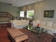 Casa à venda em Santana de Parnaíba, Alphaville, com 4...