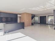 Casa à venda em Sarandi com 285 m², 3 quartos, 3 suítes,...