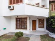 Casa à venda em Serraria