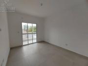 Casa à Venda em Solemar, Praia Grande SP