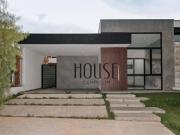 Casa à venda em Sorocaba, com 160m² | Condomínio de alto...