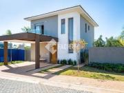 Casa a venda em Sousas