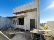 Casa à venda em Terra Preta com 3 dormitórios