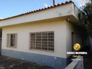 Casa à venda em Terra Preta com pomar de árvores frutíferas