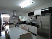 Casa à venda em Utinga