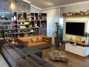 Casa à venda em Valinhos, Jardim Jurema, com 4 suítes,...