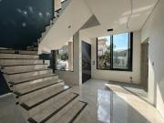 Casa à venda em Valinhos, Jardim Recanto, com 3 suítes,...