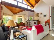 Casa à venda em Valinhos, Pinheiro, com 3 suítes, com...