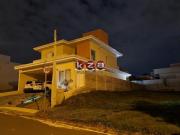 Casa à venda em Valinhos SP: 3 quartos, 1 suíte, 2...