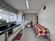 Casa a Venda em Veleiros com 4 Dormitórios 1 Suíte e 4...