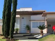 Casa à venda em Vinhedo, Pinheirinho, com 3 suítes, com...