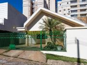 Casa à venda Excelente localização!