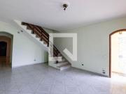 Casa à Venda Jardim Teresa, 3 Quartos, 200 m² São Paulo