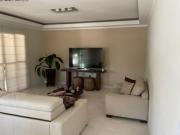 Casa à venda localizada em área nobre da Vila Oliveira...