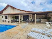 CASA Á VENDA LOCALIZADA NA SHIS QI 27