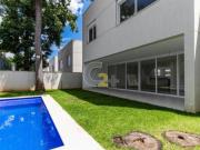 Casa à venda na Granja Julieta com 4 suítes, 5 vagas