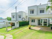 Casa com 3 suítes à venda Granja Cotia SP