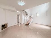 Casa à venda na Granja Viana