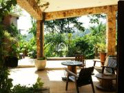 Casa à venda na Granja Viana