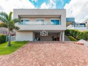 Casa à venda na Granja Viana