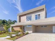 Casa à venda na Granja Viana