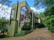 Casa à venda na Granja Viana