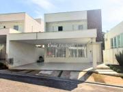 Casa à venda na Granja Viana com 3 quartos 2 suítes, com...