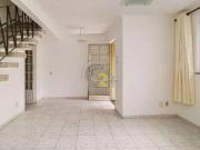 Casa à venda na Lapa com 2 quartos, sem vaga