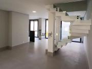 Casa à Venda na Praia de Camburi Litoral Norte de SP