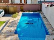 Casa à venda na Praia do Guaiuba no Guarujá | Omega Imóveis