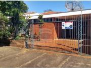 Casa a venda na região central com 3 quartos, Cosmópolis/SP