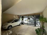 Casa a venda na região de interlagos, 3 dormitórios e 2...