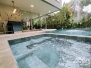 Casa a venda na Riviera, módulo 28 com 5 suítes, moderna...