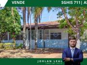 Casa à Venda na SGHIS 711 – Asa Sul, 4 Quartos, 3...