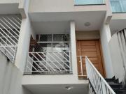 CASA A VENDA NA VILA GRANADA COM 3 QUARTOS E 4 VAGAS