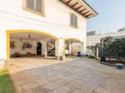 Casa á Venda no Alto da Boa Vista com 700m², 4 quartos...