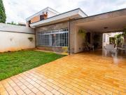 Casa a venda no Alto da Lapa com 3 quartos, 1 suíte, 4 vagas