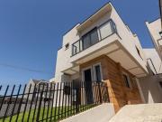 Casa à venda no Atuba