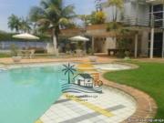 Casa à venda no bairro Acapulco em Guarujá/SP