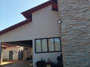 Casa à venda no bairro Condomínio Parque dos Cisnes em...