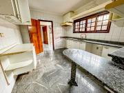 Casa a venda no Bairro da mooca com entrada lateral