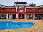 Casa à venda no Bairro do Carmo Canguera