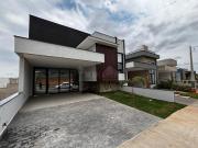 Casa à venda no bairro Jardim Villagio Milano...