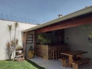 Casa à venda no bairro Martins em Uberlândia MG: 3...