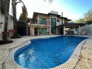 Casa à venda no bairro Nova Suíça em Valinhos