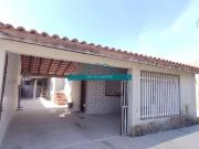 Casa a venda no bairro Pegorelli em Caraguatatuba SP