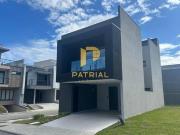 Casa à venda no bairro Santa Cândida