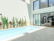 Casa à venda no Campo Comprido