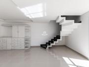 Sobrado à venda com 3 quartos em Campo Comprido em Curitiba