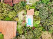 Casa à Venda no Capela do Barreiro 2.000m² de terreno...